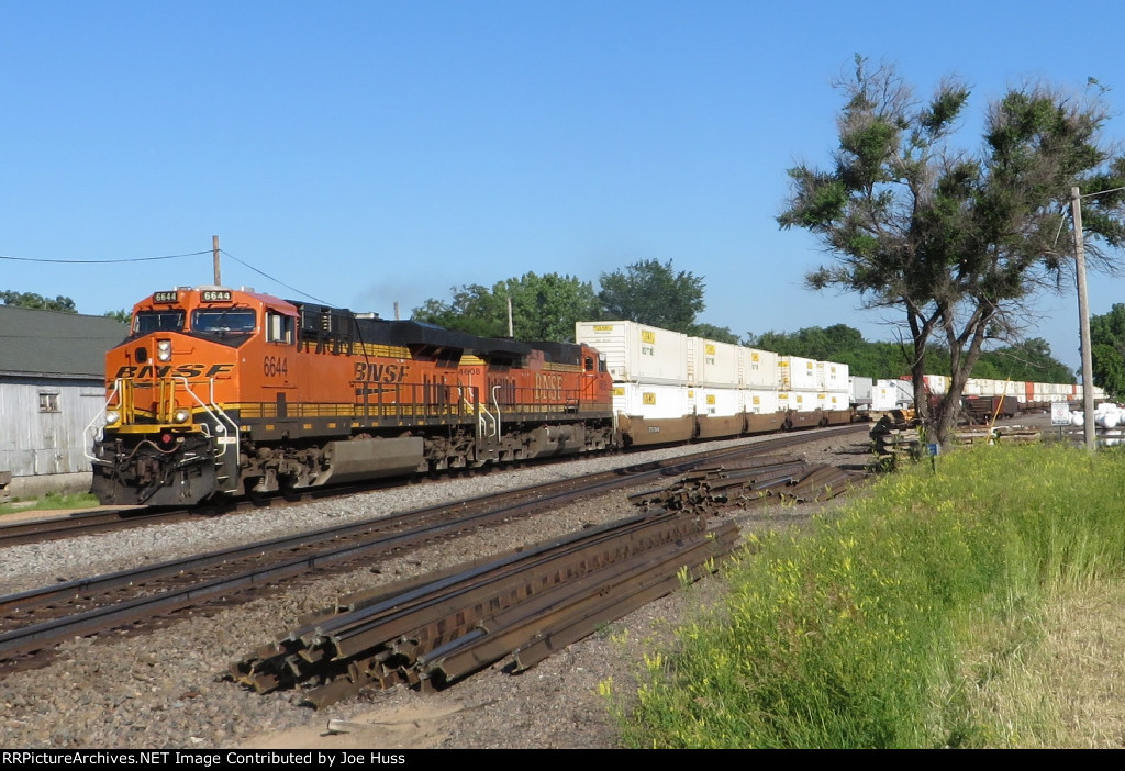 BNSF 6644 East